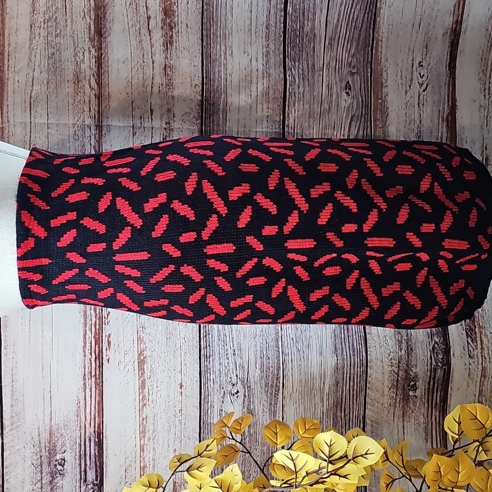 VINTAGE JAZZY NAVY & RED GEOMETRIC PATTERN TWO-PIECE SWEATER & SKIRT SET - Picture 9 of 14